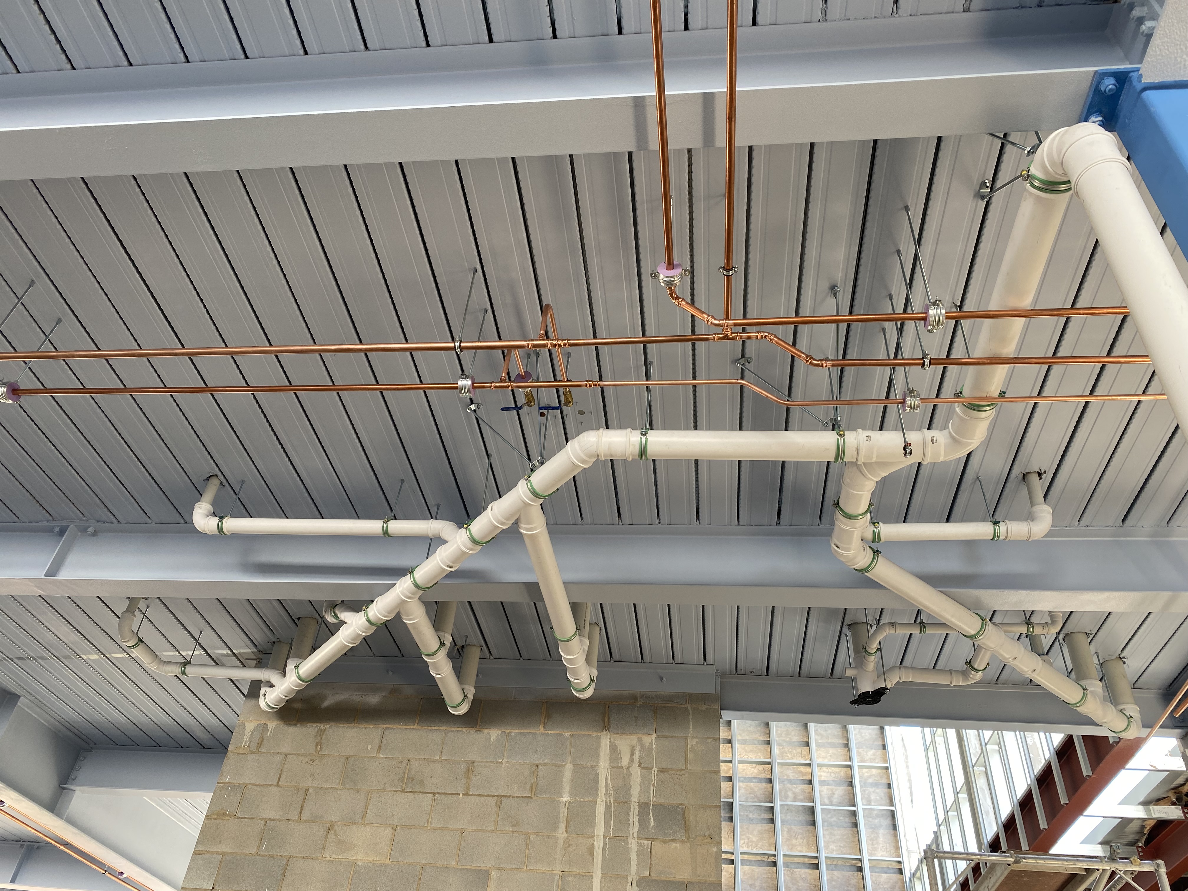 Commercial hydraulic services installation